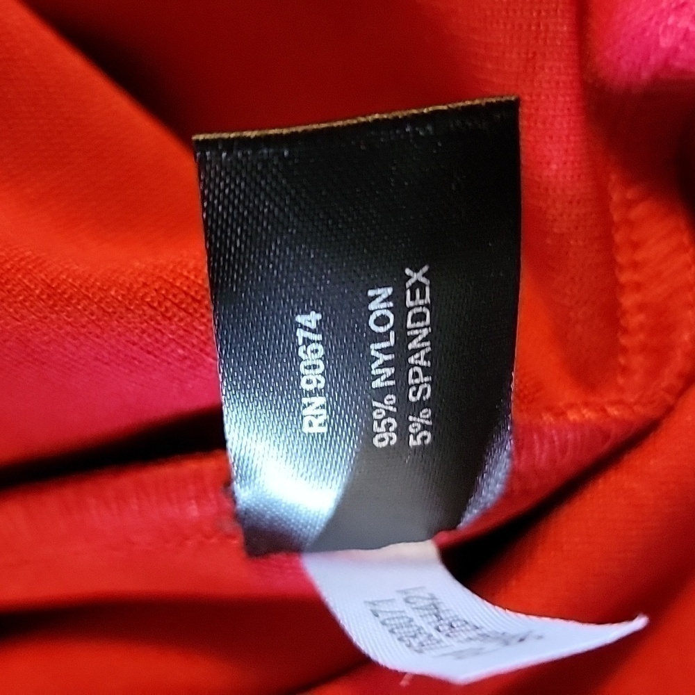 Boston Proper-Red long sleeved knit sweater with gold zippers  Size L. NWT. - Picture 12 of 13